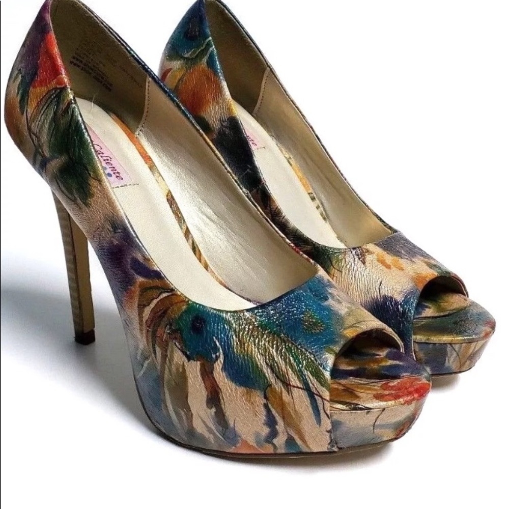 Torta Caliente Floral Peep Toe Heels Size 7.5